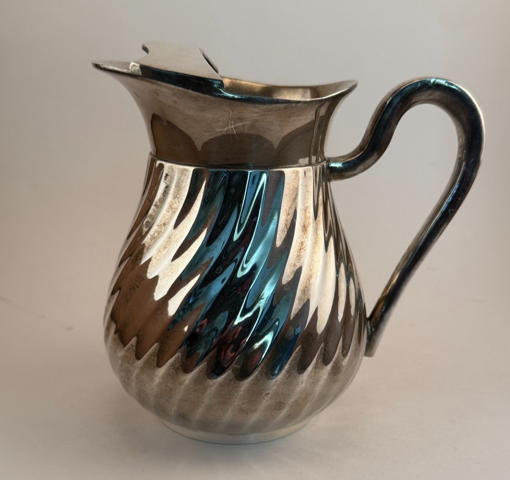 Heavyweight Silverplate Small 21 oz. Water Pitcher Curve Handle Ice Lip Swirl