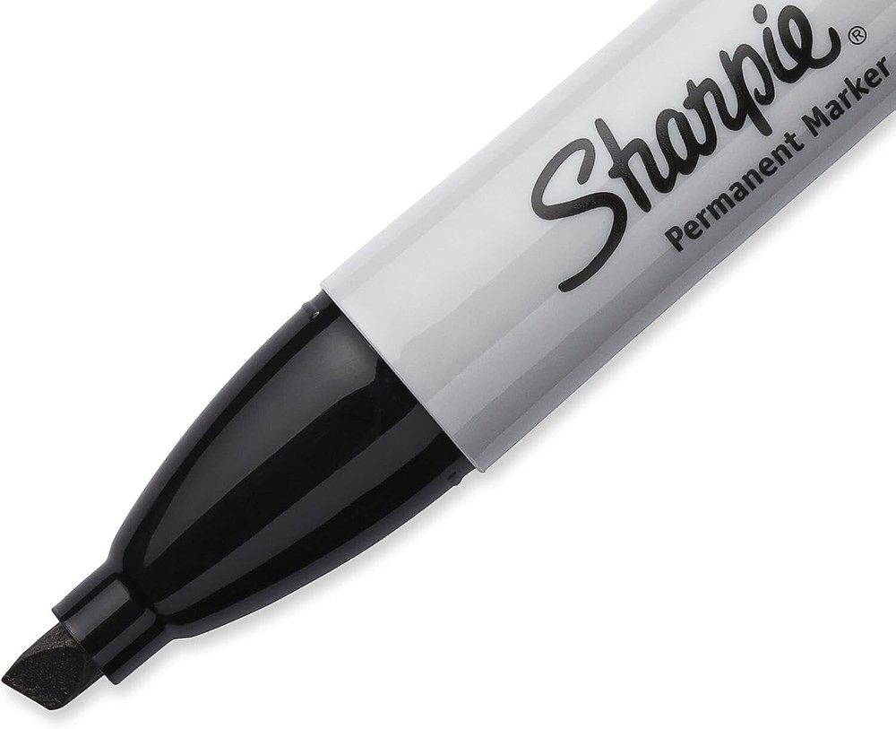 Sharpie Broad Tank Chisel Tip Black Permanent Marker, 2 Markers 1 Pack