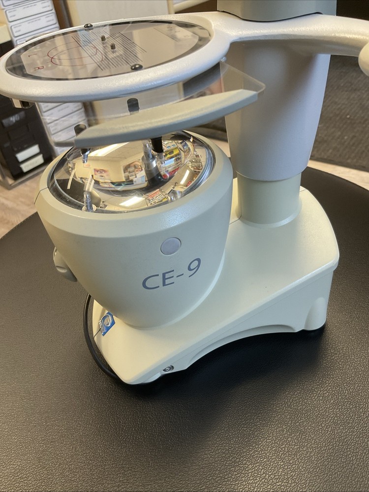 NIDEK CE-9 LED Centering Device NIDEK Good working condition! w/ Adapter