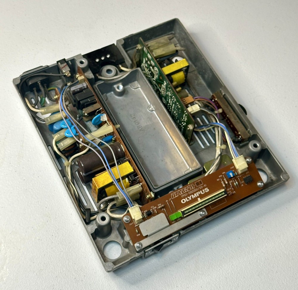 Olympus BHSP Electronics Base 220-240V UNTESTED