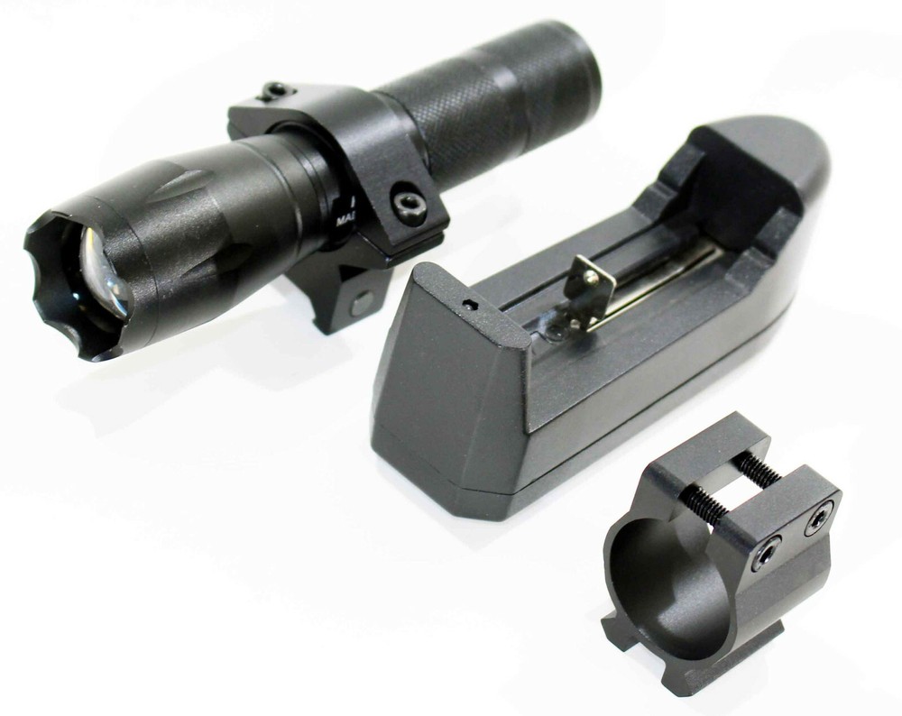 Trinity 1200 Lumen Strobe Flashlight with mount For escort aimguard accessories