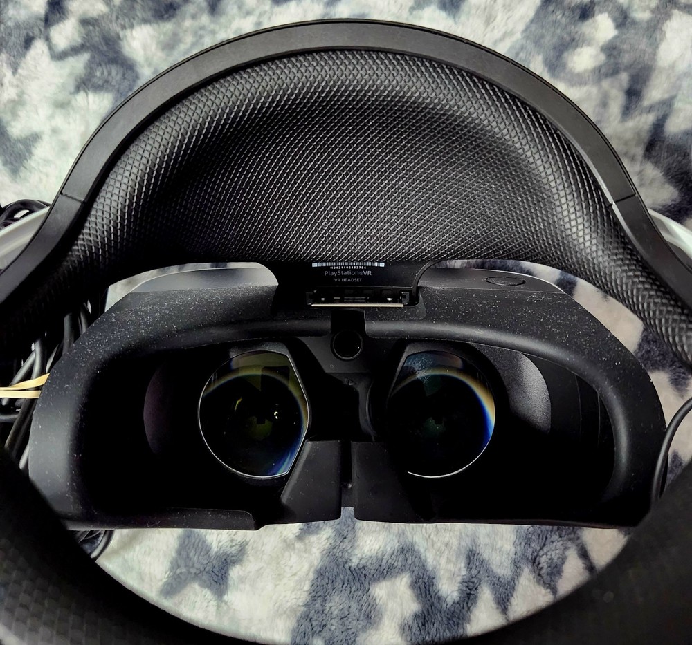 Sony PSVR CUH-ZVR2 PS4 VR Headset UNTESTED