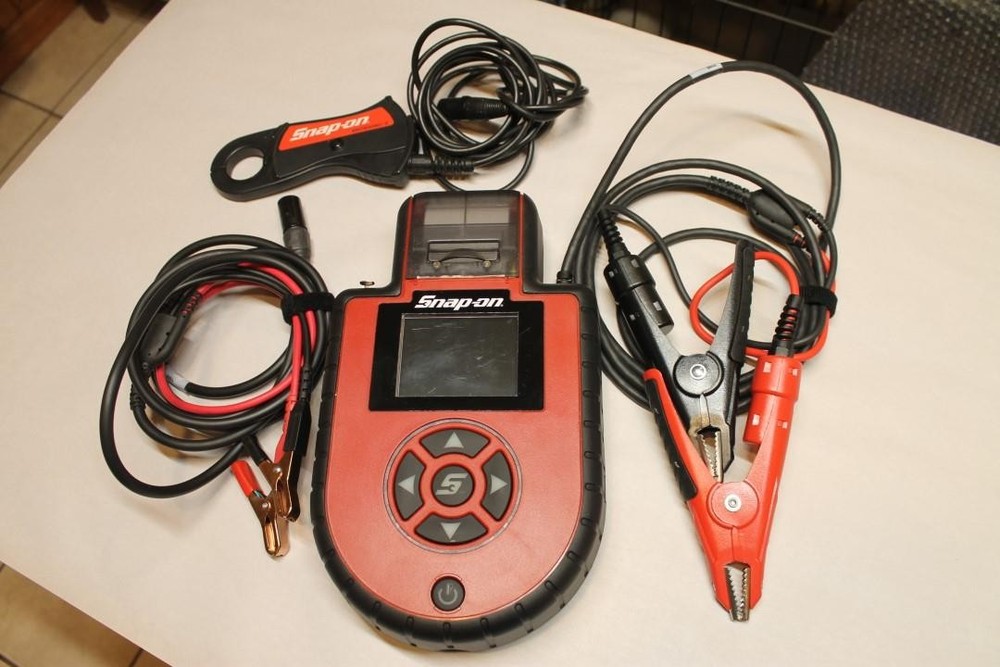 Snap-on MicroVAT Elite EECS304C Battery Starting and Charging System Analyzer ^