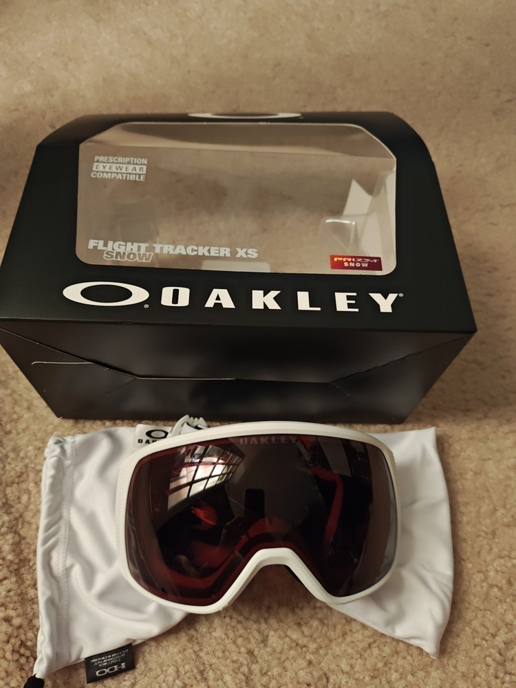 Oakley Flight Tracker XS Matte White Prism Dark Grey NWT  B2