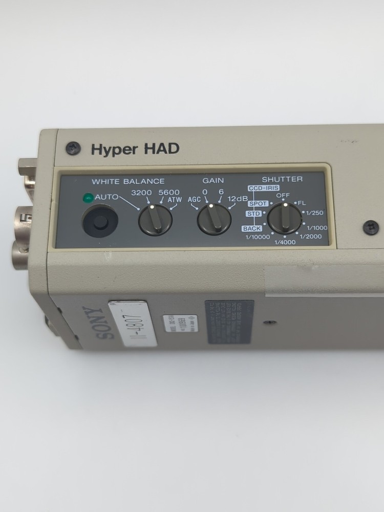 Sony DXC-151A Hyper HAD CCD-IRIS/RGB Color Video Camera