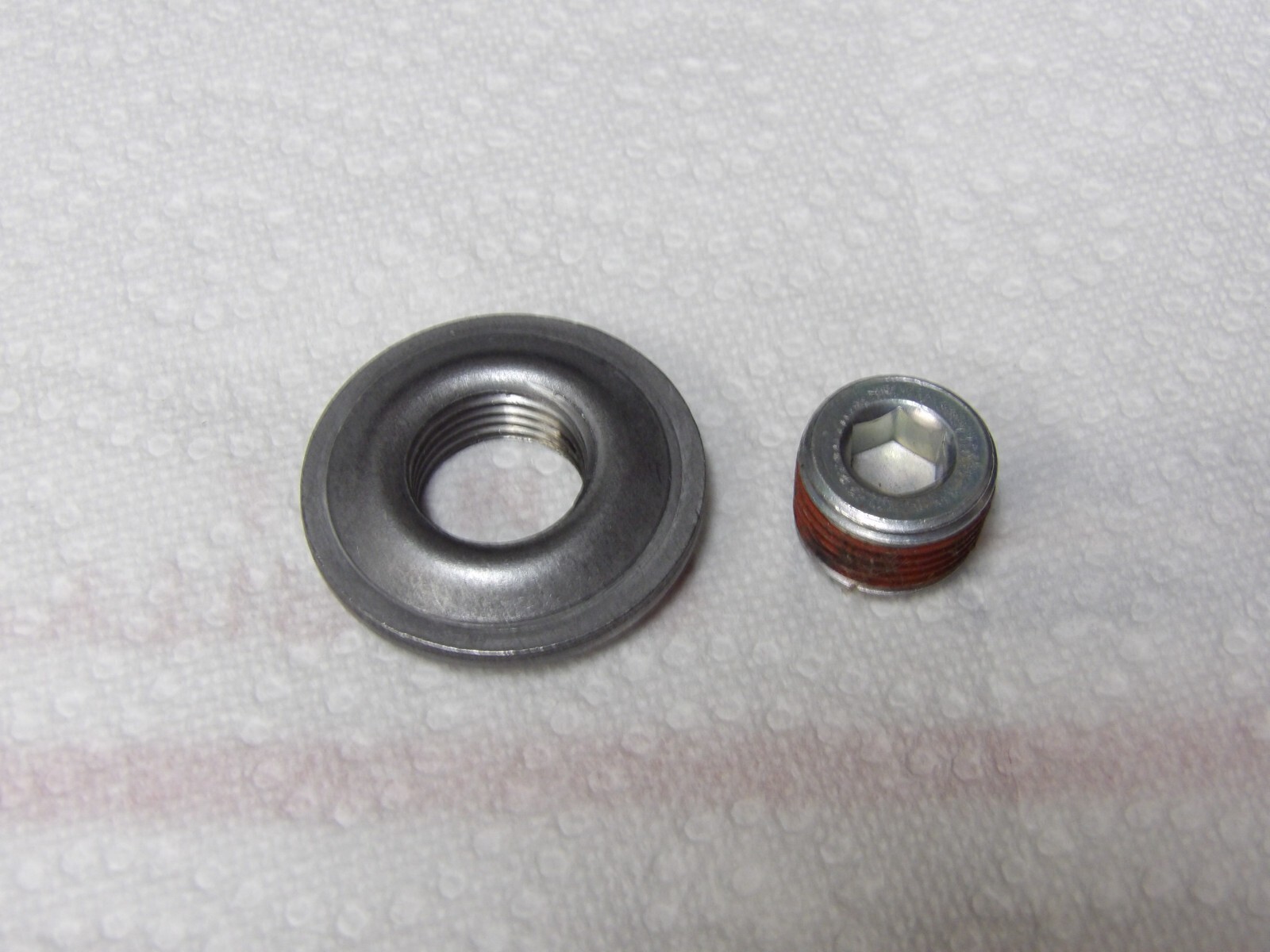 Differential Weld In Oil Drain Fitting & Plug Kit for Ford 9" * 1/2" bung & plug