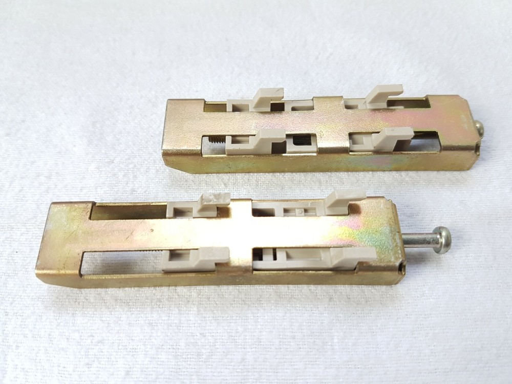 Pair of Mounting clips for Omron E5EK Digital Controller - Good Used