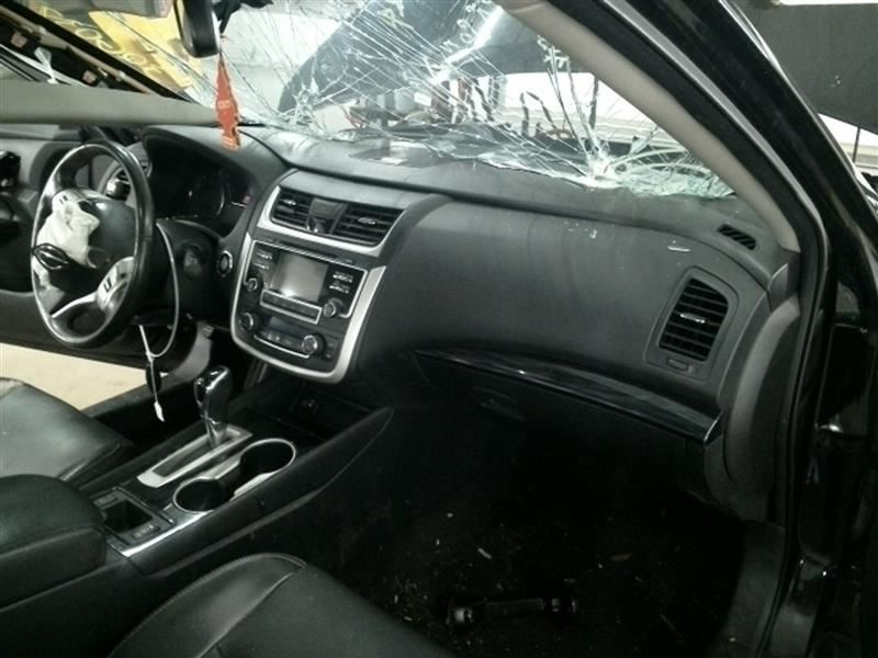 ALTIMA 2017 High Mounted Stop Light 104658355