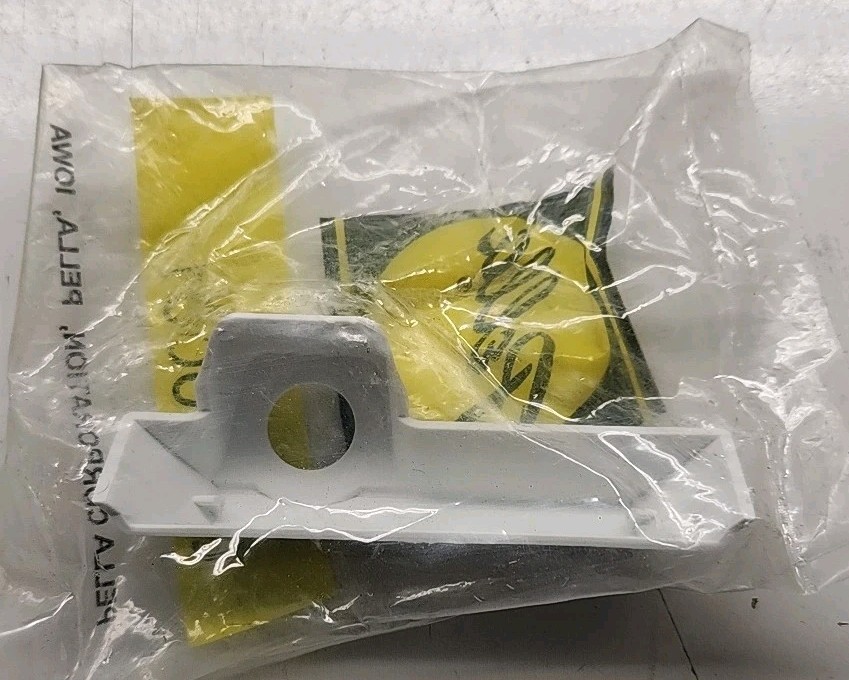 Pella Window Operator Cover Right Hand Square Top Window Operator Cover White