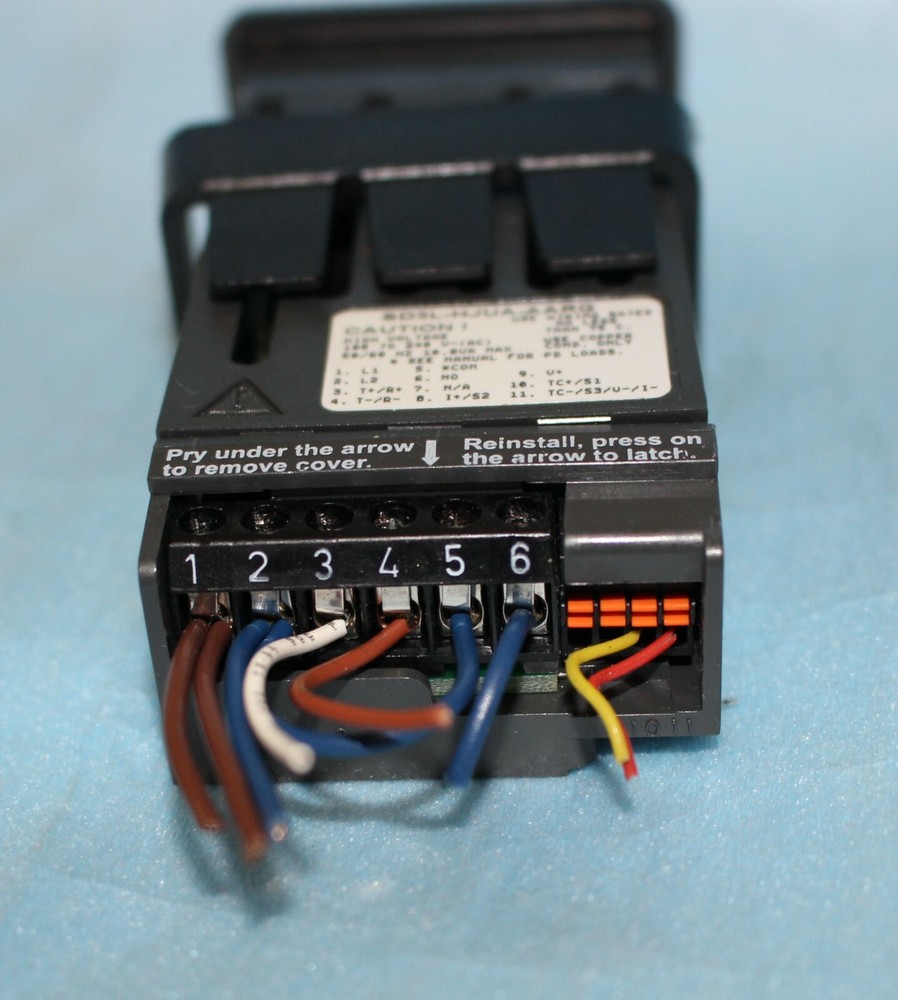 WATLOW SD3L-HJUA-AARG LIMIT CONTROLLER 100-240VAC 10VA w/ Mounting Bracket