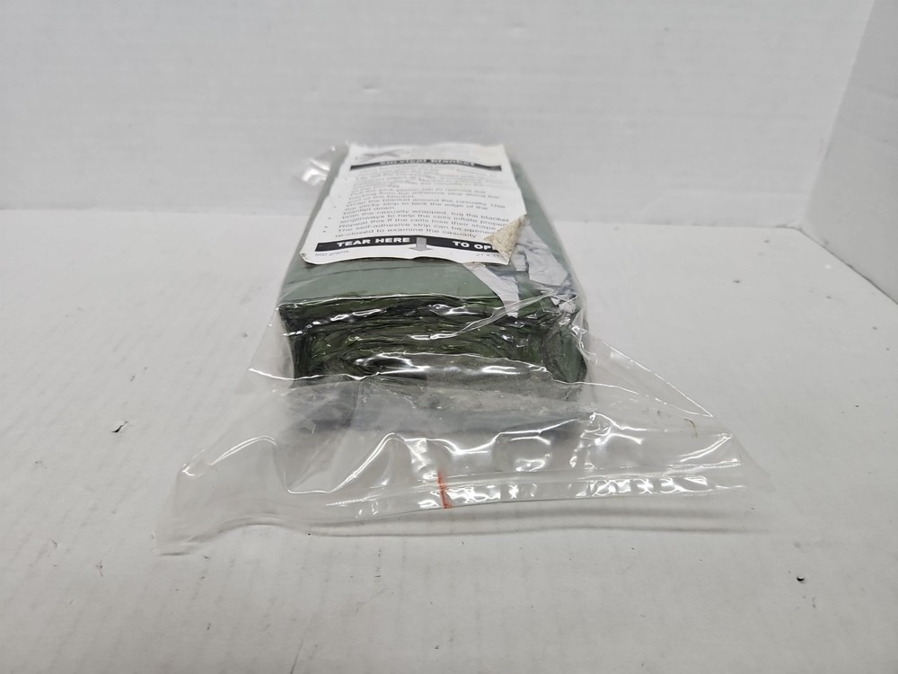 Blizzard Survival blanket item code:01 Brand New