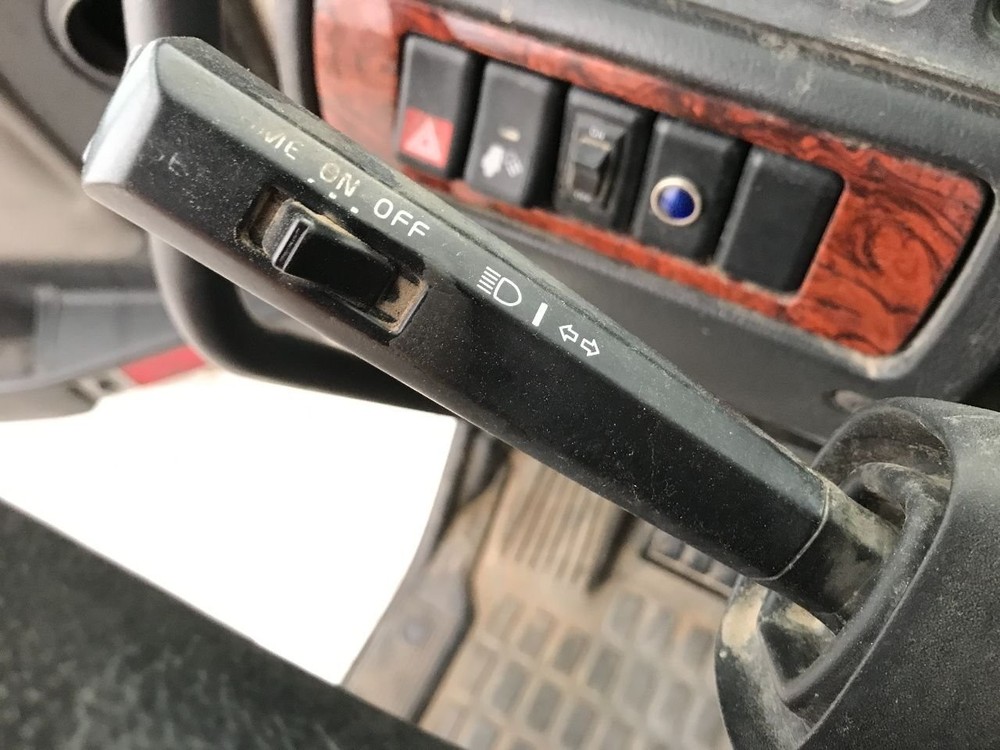 Volvo VNL Steering Column - Used