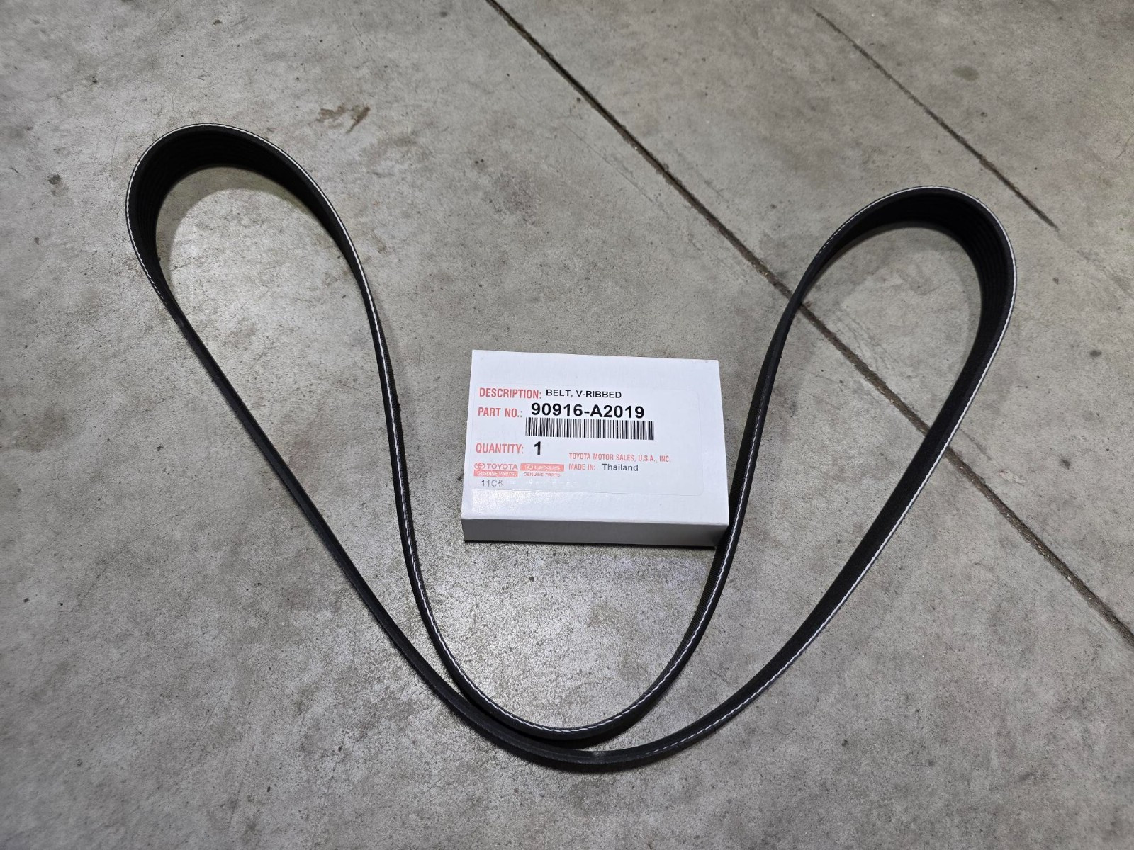 Toyota OEM Genuine Serpentine Drive Fan Belt 90916-A2019 Highlander Sienna Camry