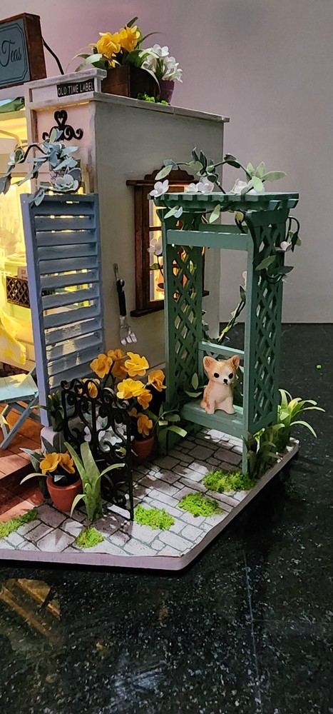 Tea Time Coffee Shop Diorama Built!