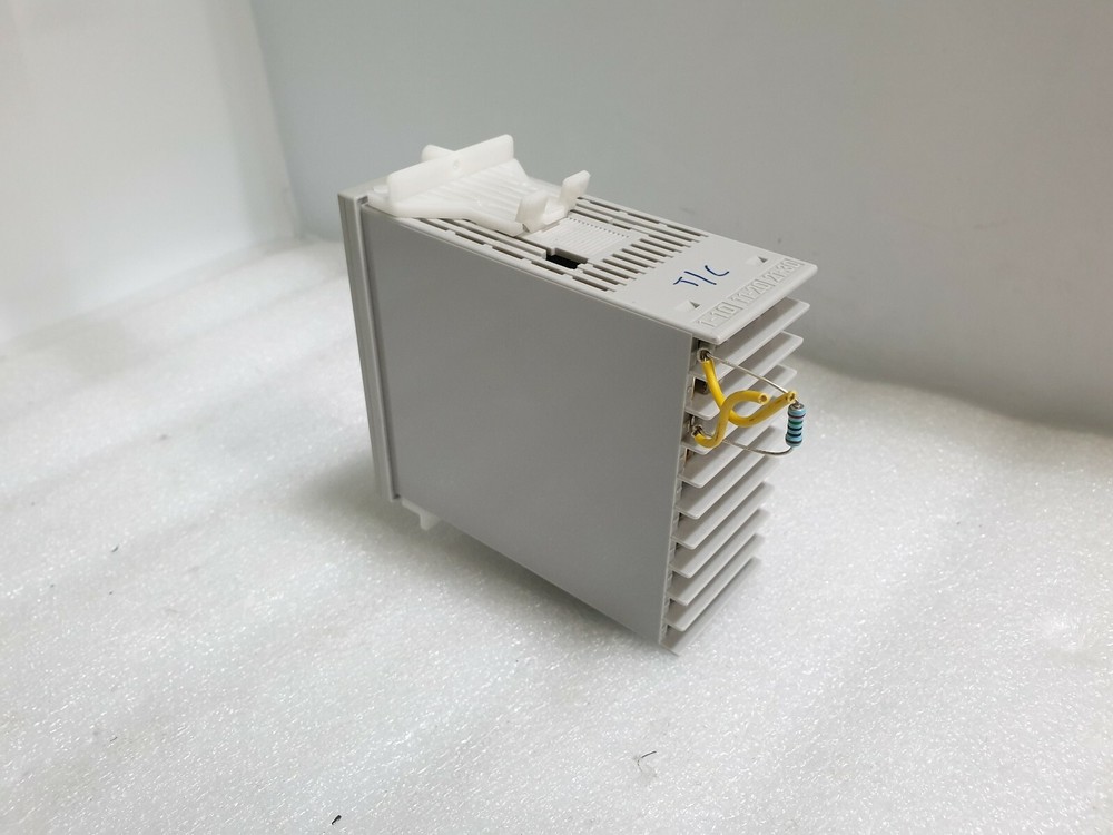 CHINO LT450 Digital Indicating Controllers LT45030010-00A