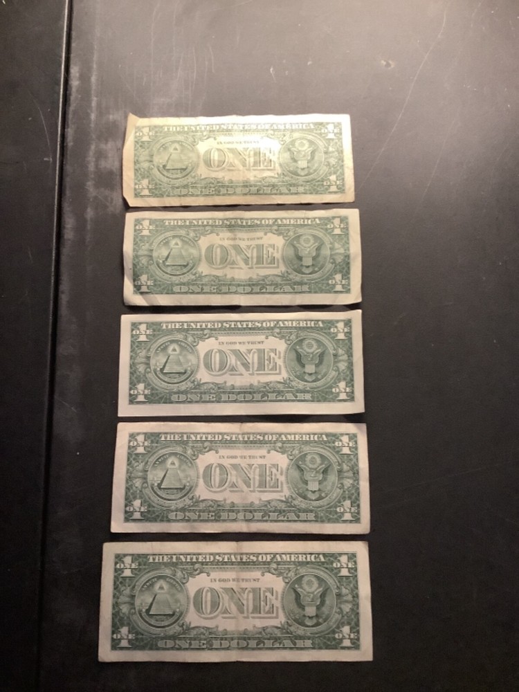 (5) One Dollar Bill Star Notes S/N In Description *076