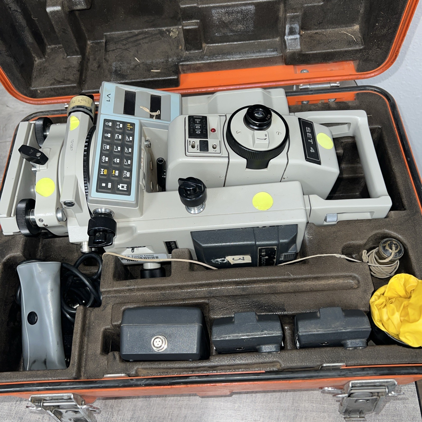 SOKKISHA LIETZ SET 4A SURVEY EQUIPMENT TOTAL STATION W/ BATTERIES AND CHARGER