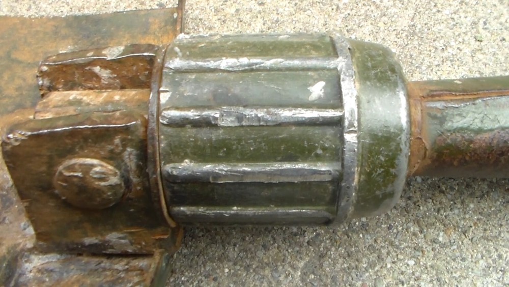 WW2 era US Military M-1943 Folding Shovel Entrenching E-Tool (AMES 1945) [USED]