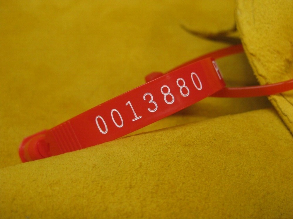 Suede Deer Leather - Damaged #0013880 Row 142