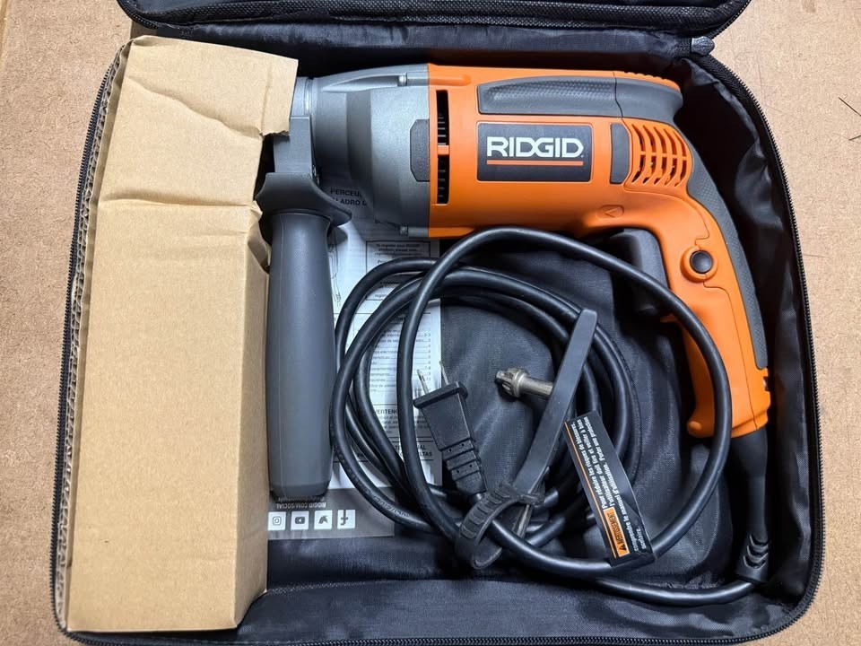 RIDGID R71111 Reversible Drill