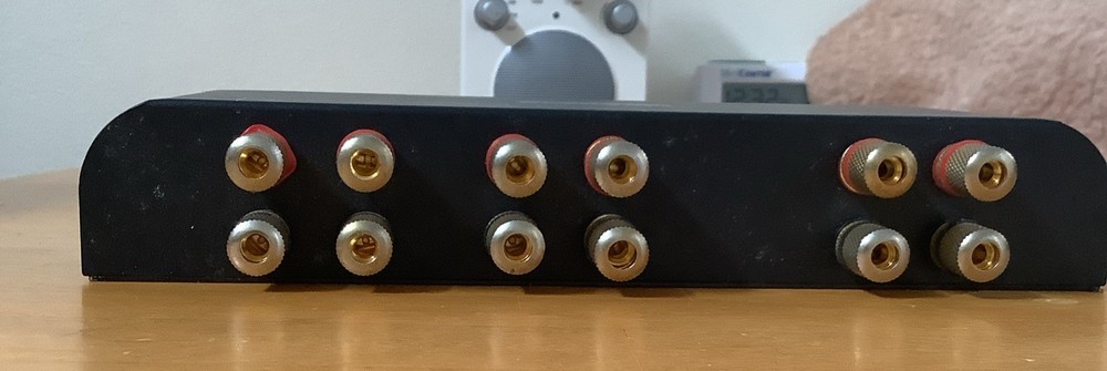 2 Way Zone Speaker Selector Switch Splitter Volume Control 100W Per Channel