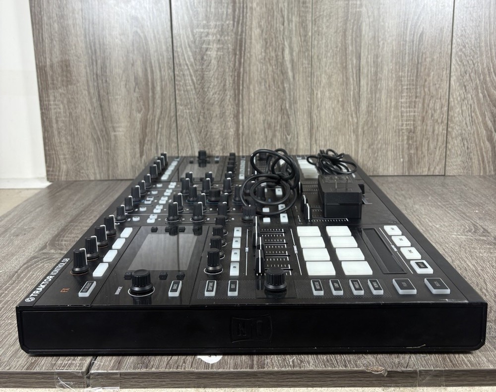 Native Instruments Traktor Kontrol S8 4-channel DJ Controller W/ USB Cable!