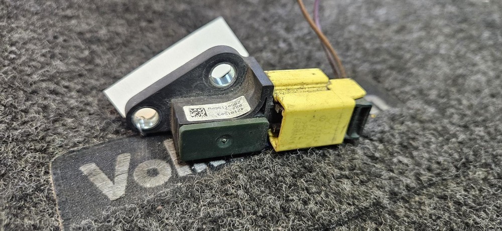 VOLKSWAGEN CC IMPACT SENSOR 3C0 959 651 B