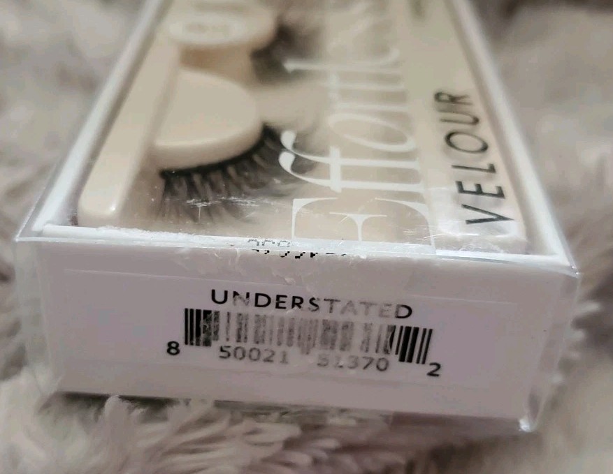 Velour Effortless Eyelashes