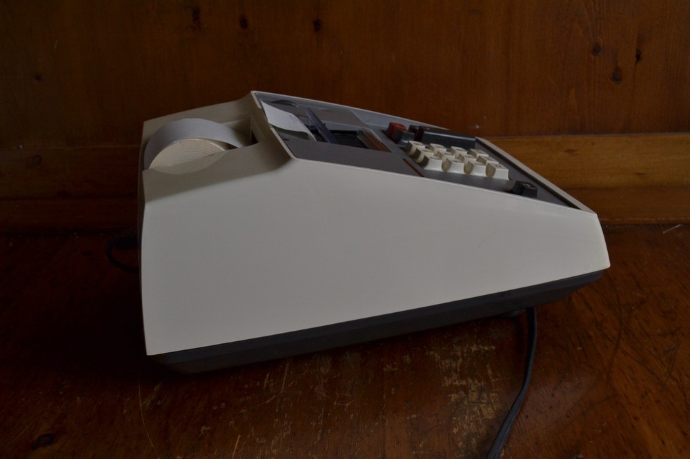 Vintage Tokyo Hallmark Model AM-893 Adding Machine Calculator