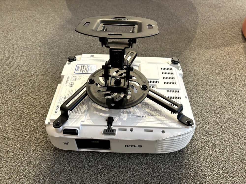 EPSON 3LCD PROJECTOR MODEL H979A