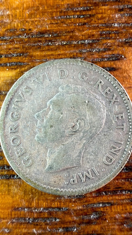 Canada 10 Cents 1943