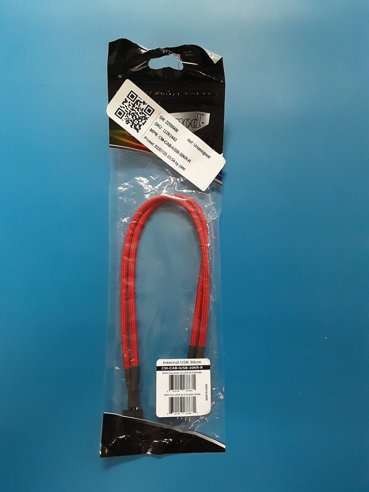 CableMod CM-CAB-IUSB-30KR-R ModFlex™ Internal USB 30cm - RED