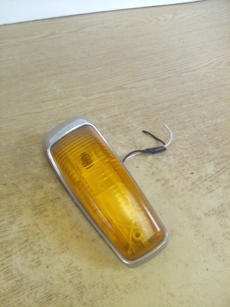 2013 Mack Amber Can Clearance Light