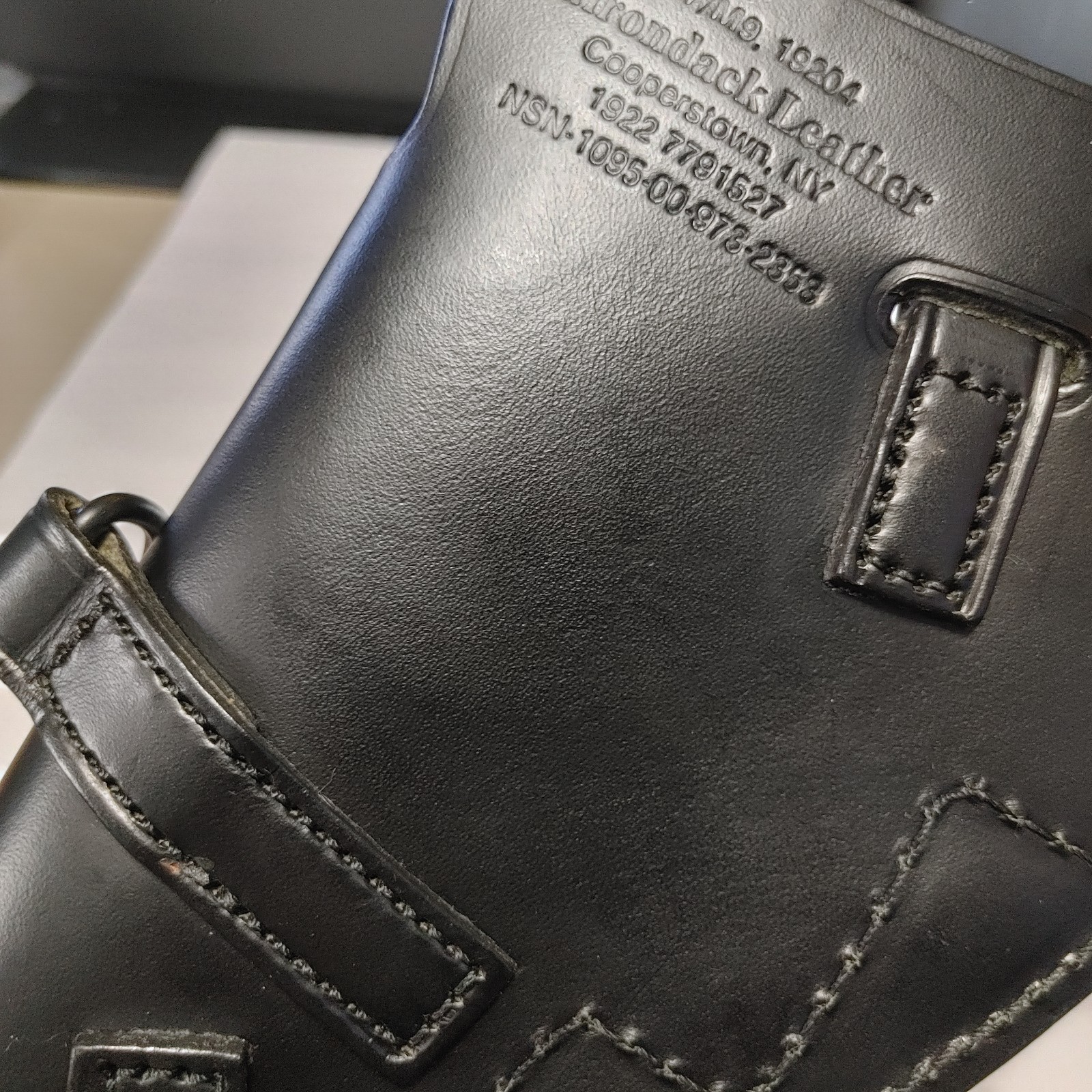 M7/M9 19204 ADIRONDACK Leather US Stamped Shoulder Holster (Missing Strap)