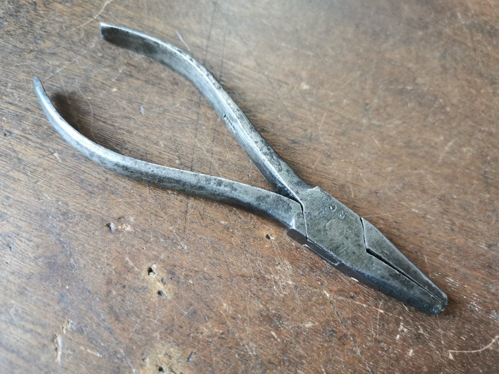 Vintage modified pliers, 5 1/8" long.