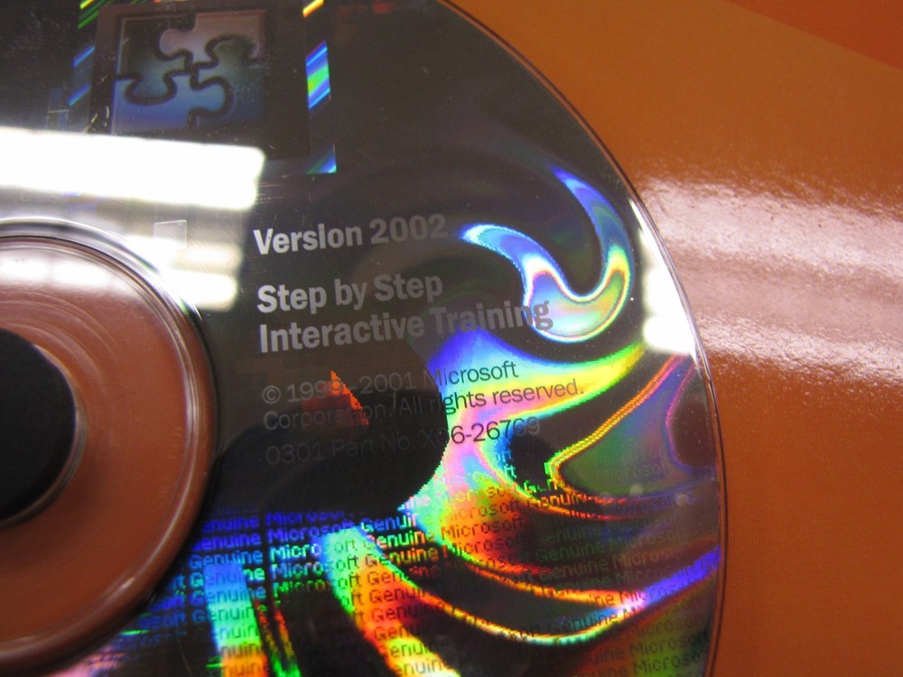 Microsoft Windows XP Professional Version 2002 w/ Product Key w/ 2-CDs- NE34