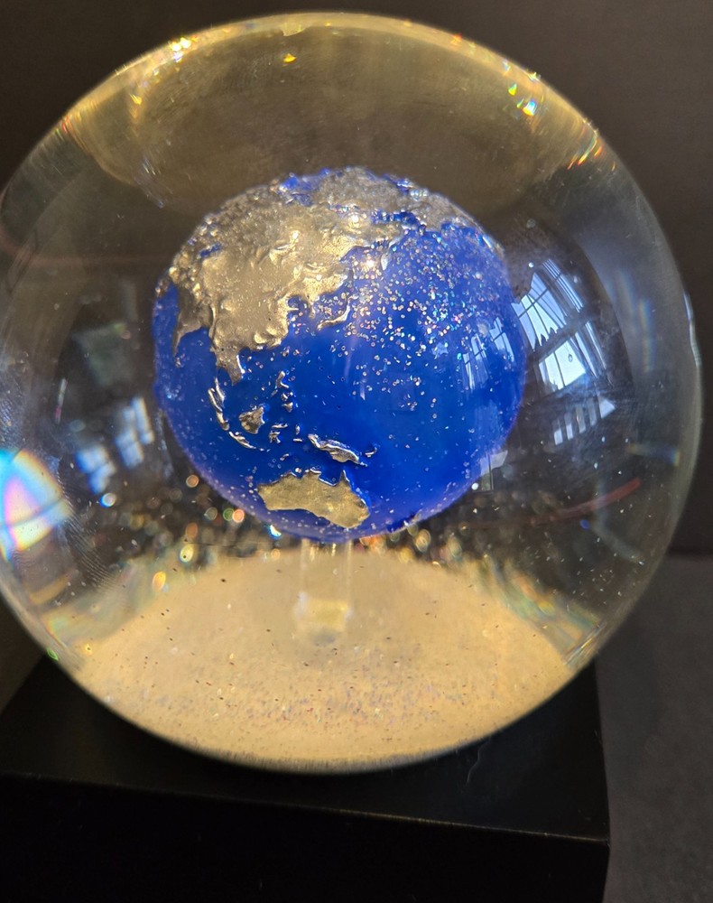 Blue Earth Snow Globe By CoolSnowGlobes