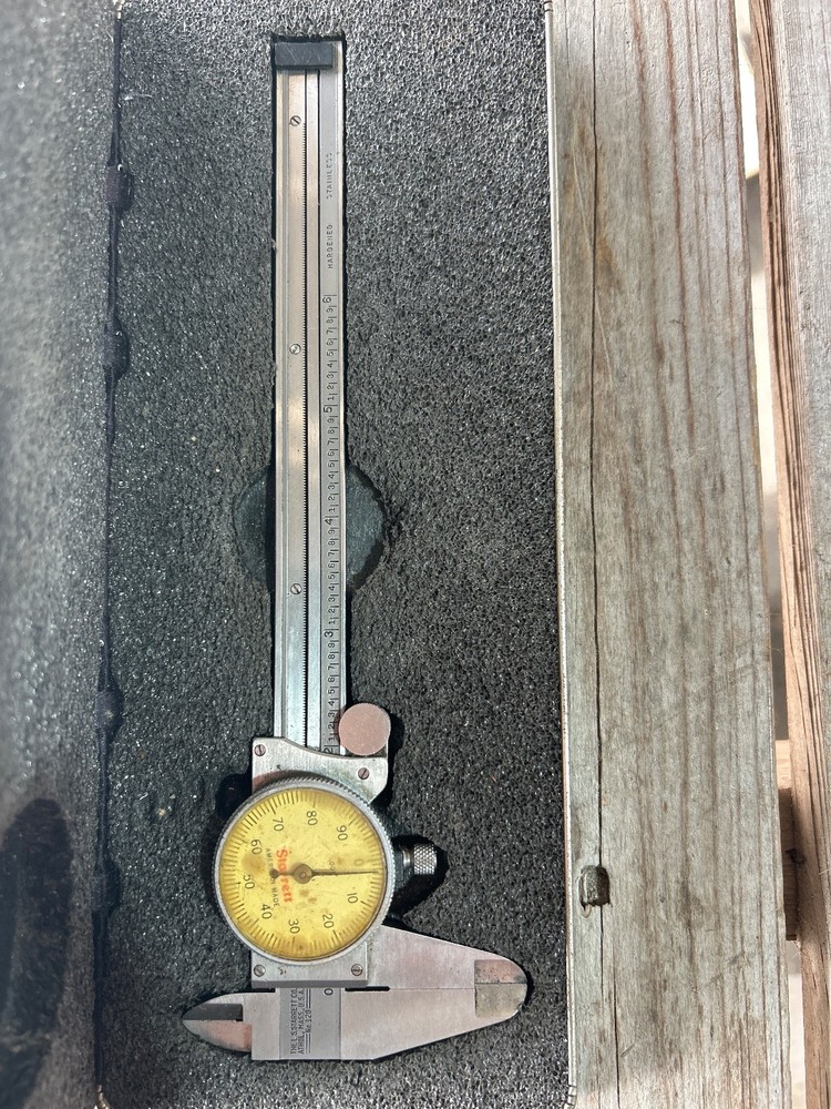 Starrett R120A6 Caliper Measuring Tool - Black