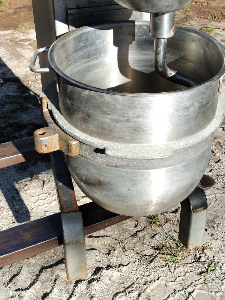 Varimixer Welbilt 40 Quart Bakery Dough Mixer W40P