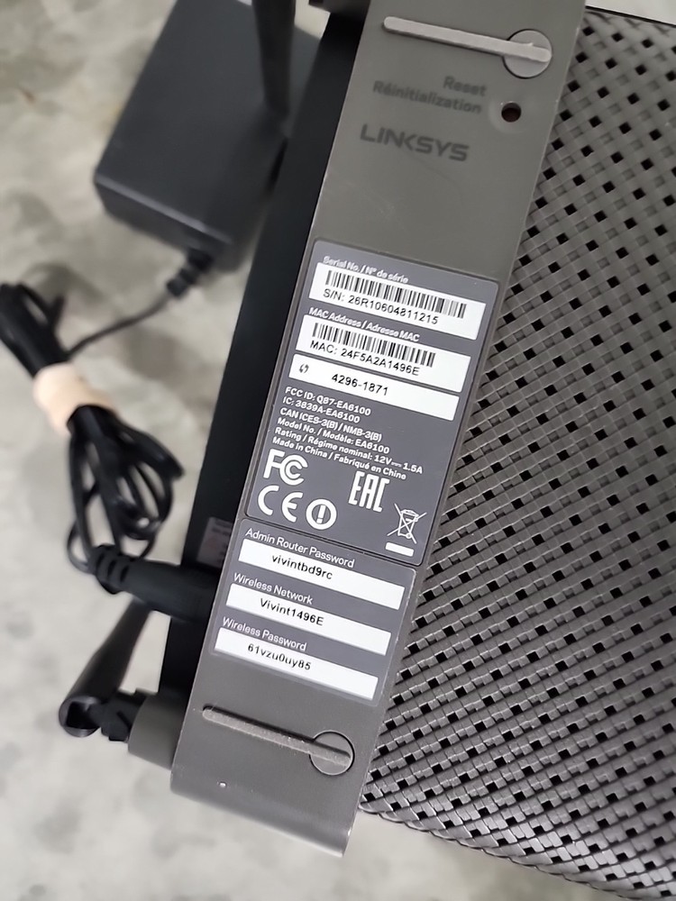 Linksys EA6100 Dual Band Smart Wi-Fi