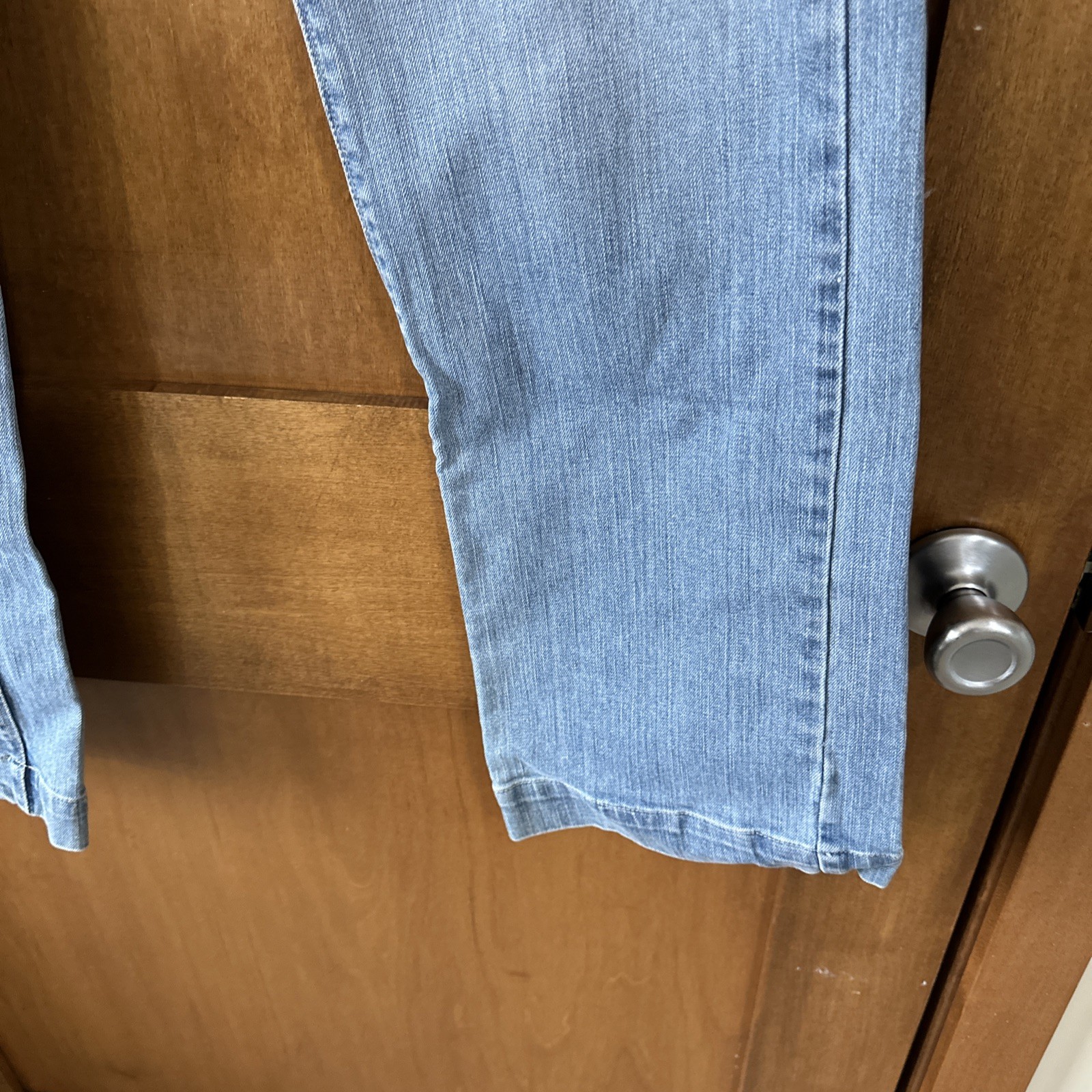 White House Black Market Jeans Blue Beaded Size 12