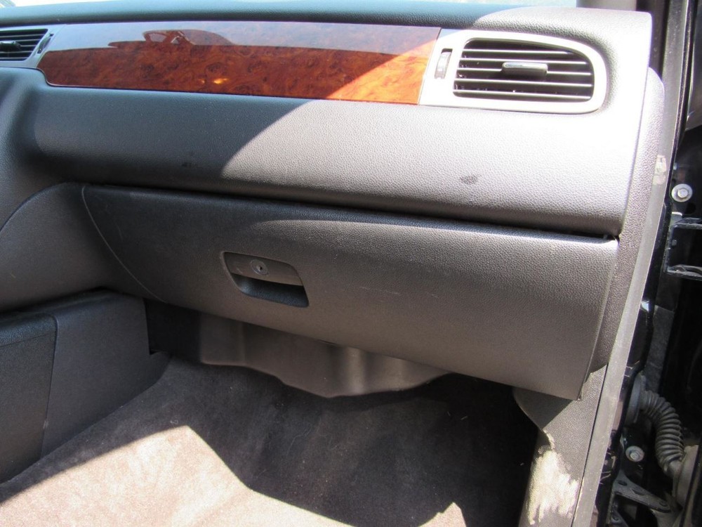 TAHOE     2012 Glove Box 1044261