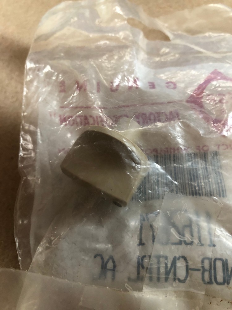 Whirlpool # 1162671 Knob - AC