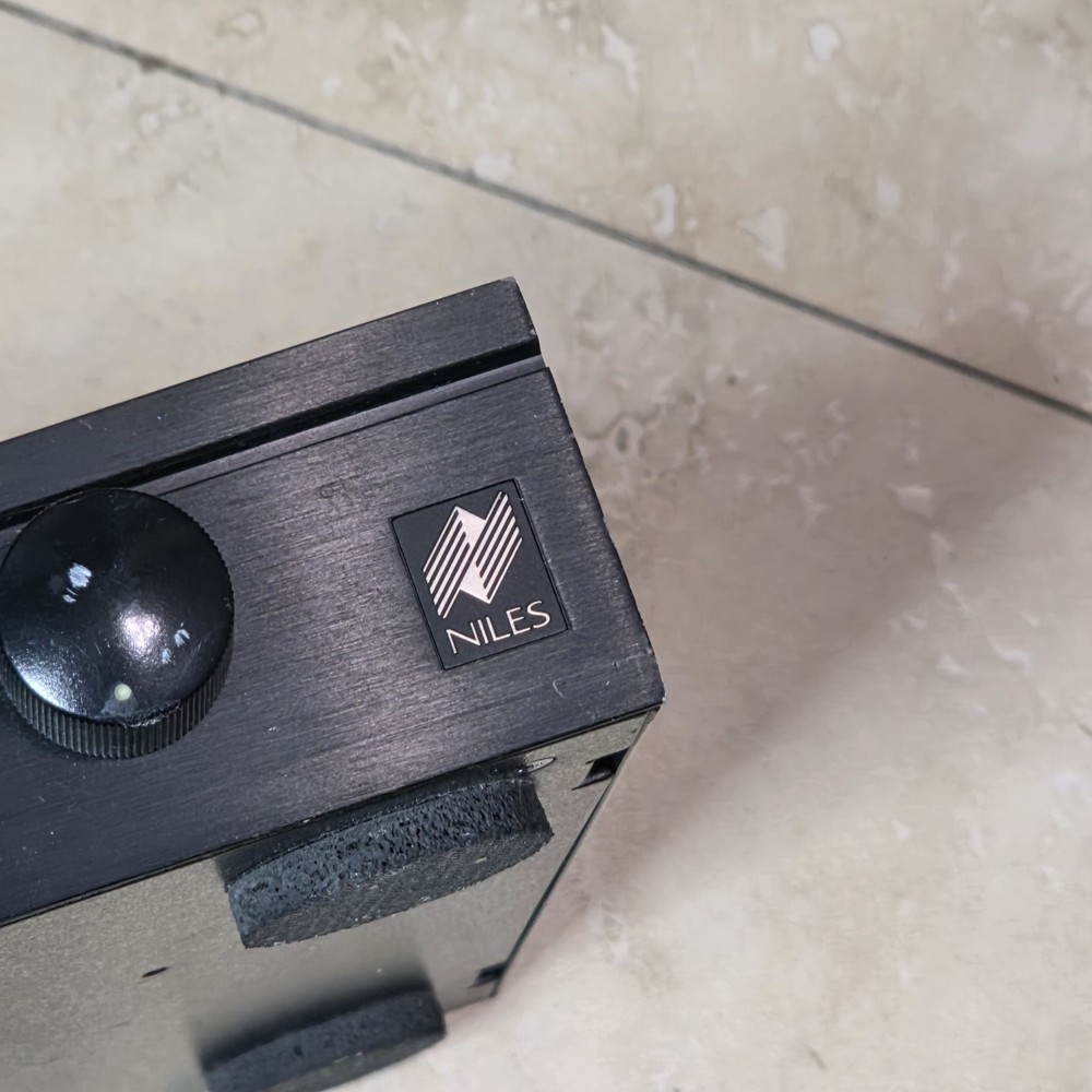 Niles SSVC-6 Speaker Selector Volume Control System 6 Zone Audio Switch