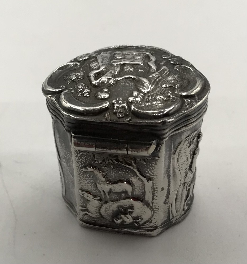 ANTIQUE DUTCH STERLING PILL BOX
