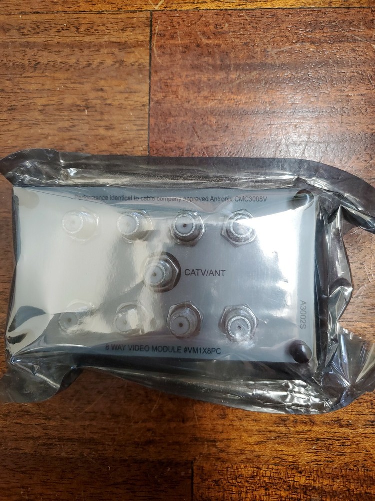 P&S GREYFOX VM1X8PC 8-WAY SPLITTER ENHANCED CABLE VIDEO MODULE