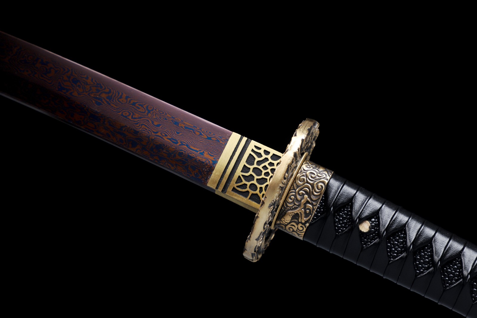 Handmade Full Tang Japanese Samurai Katana Sword Damascus Folded Steel Sharp