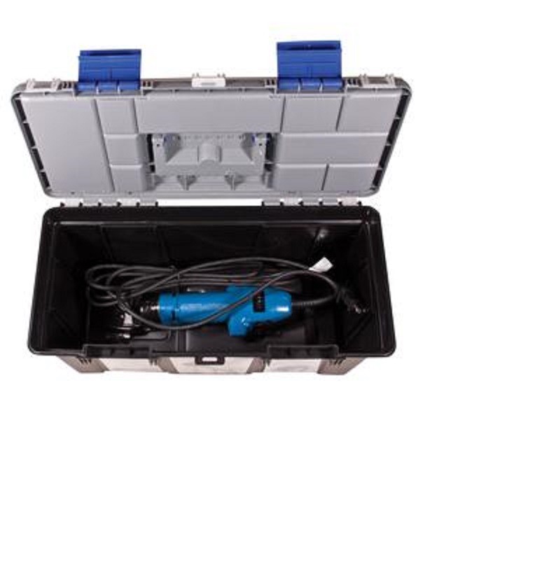 OSTER CLIPMASTER VARIABLE SPEED CLIPPING MACHINE SET-2 BLADES,CASE-Sheep,Cattle