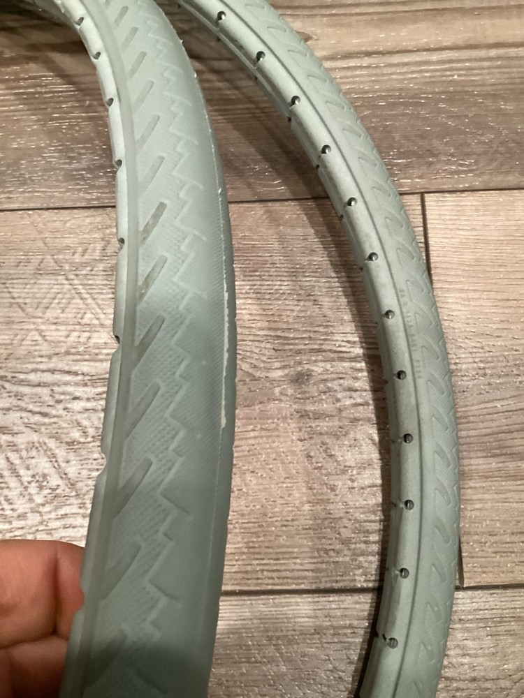 Primo 24x1 Airless Solid Surface Wheelchair Tires