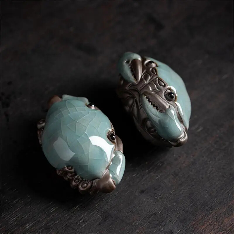 Ge Kiln Cracked Glaze Crab Tea Play Handmade Kongfu Tea Pet Decoration Tea Set